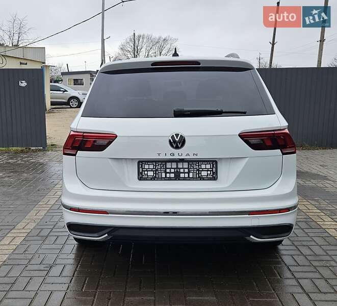 Внедорожник / Кроссовер Volkswagen Tiguan 2022 в Кропивницком