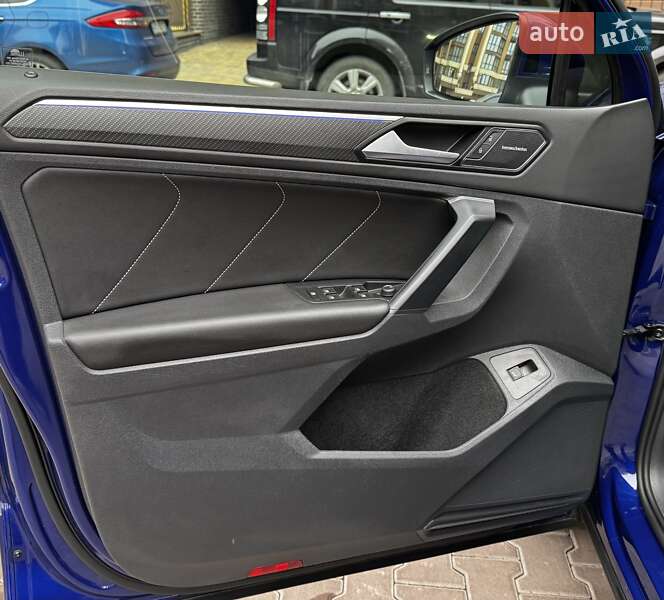 Позашляховик / Кросовер Volkswagen Tiguan 2021 в Києві