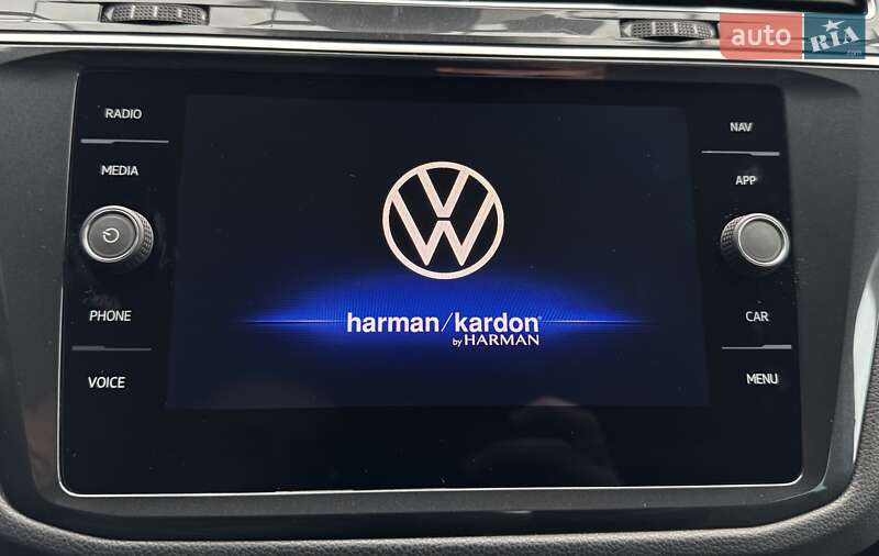 Позашляховик / Кросовер Volkswagen Tiguan 2021 в Києві