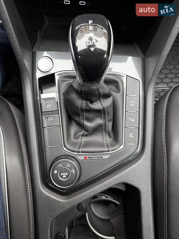 Позашляховик / Кросовер Volkswagen Tiguan 2021 в Києві