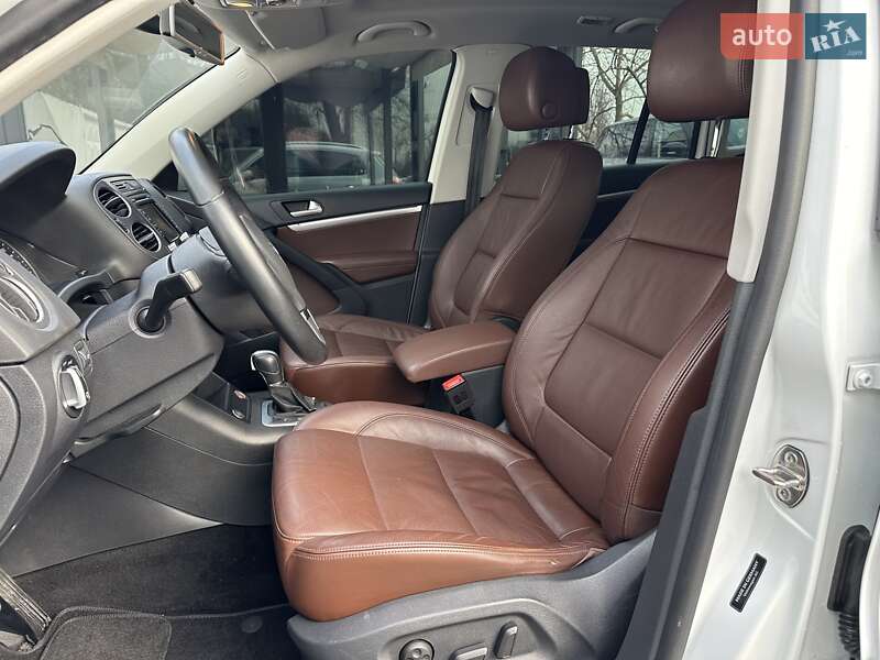 Внедорожник / Кроссовер Volkswagen Tiguan 2014 в Киеве