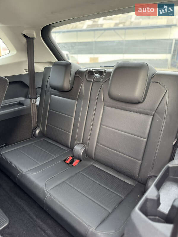 Внедорожник / Кроссовер Volkswagen Tiguan 2019 в Коломые