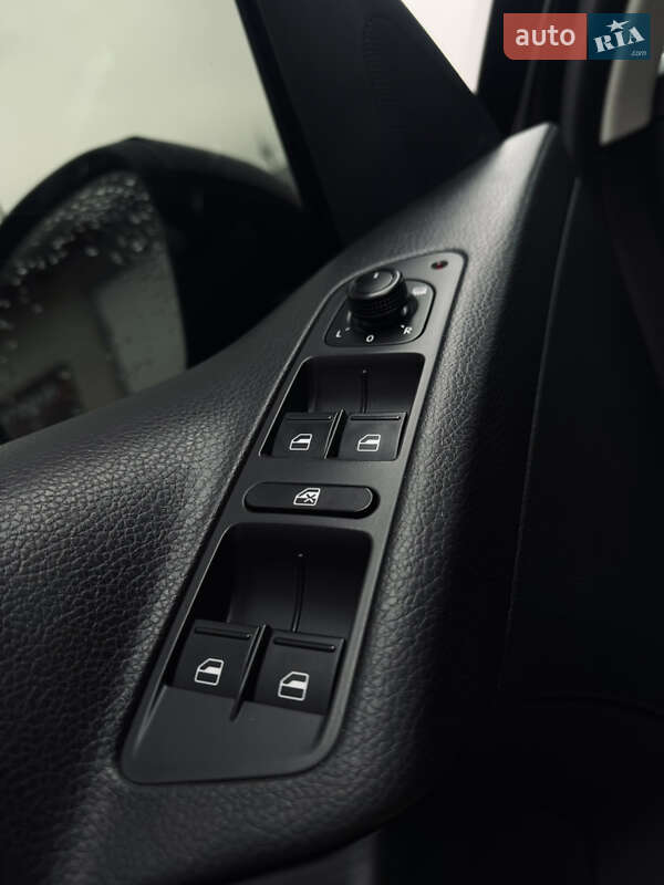 Внедорожник / Кроссовер Volkswagen Tiguan 2017 в Рогатине