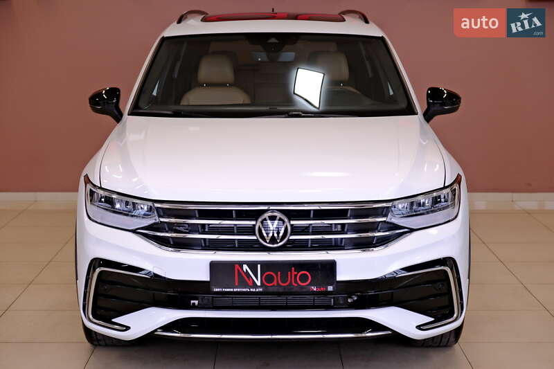 Внедорожник / Кроссовер Volkswagen Tiguan 2023 в Одессе