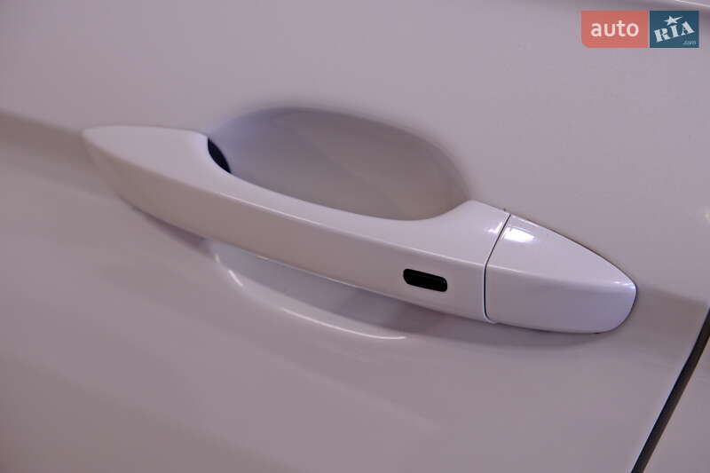 Внедорожник / Кроссовер Volkswagen Tiguan 2023 в Одессе