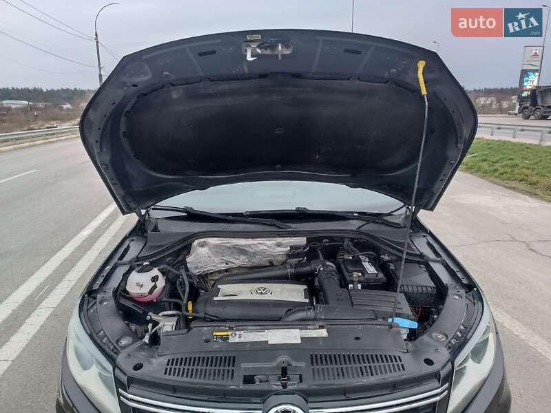 Внедорожник / Кроссовер Volkswagen Tiguan 2014 в Киеве фото 11 Внедорожник / Кроссовер Volkswagen Tiguan 2014 в Киеве