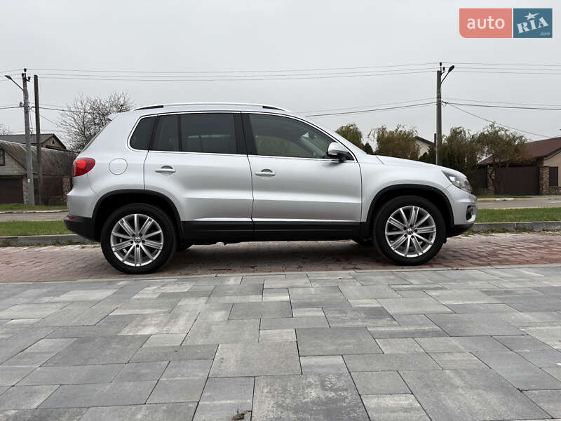 Позашляховик / Кросовер Volkswagen Tiguan 2015 в Бучі