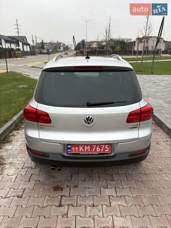 Позашляховик / Кросовер Volkswagen Tiguan 2015 в Бучі