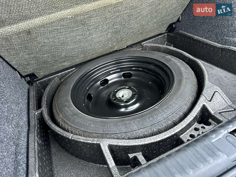 Внедорожник / Кроссовер Volkswagen Tiguan 2016 в Полтаве