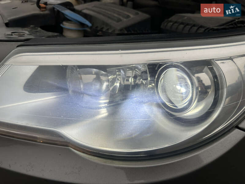 Позашляховик / Кросовер Volkswagen Tiguan 2011 в Києві