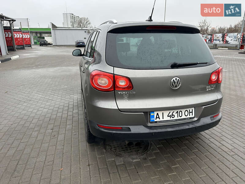 Позашляховик / Кросовер Volkswagen Tiguan 2011 в Києві
