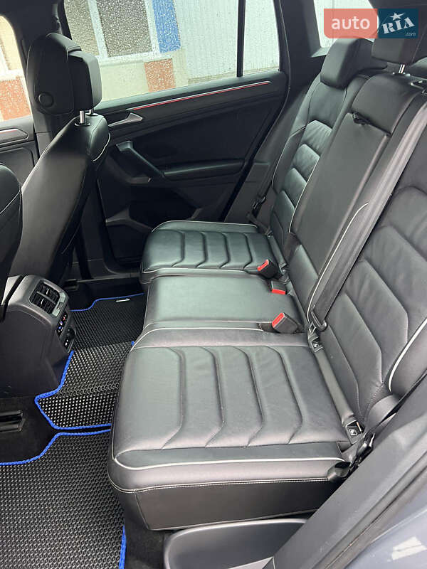 Внедорожник / Кроссовер Volkswagen Tiguan 2021 в Каменке