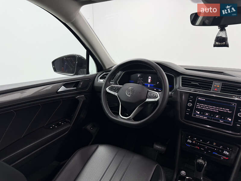 Внедорожник / Кроссовер Volkswagen Tiguan 2023 в Одессе