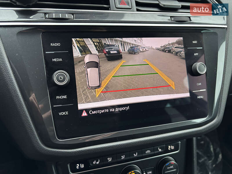 Внедорожник / Кроссовер Volkswagen Tiguan 2017 в Киеве фото 29 Внедорожник / Кроссовер Volkswagen Tiguan 2017 в Киеве