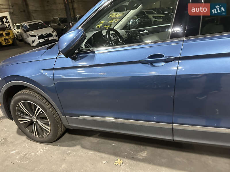 Внедорожник / Кроссовер Volkswagen Tiguan 2018 в Луцке