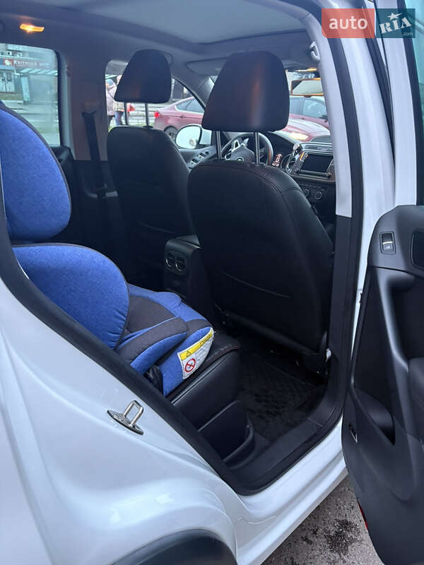 Внедорожник / Кроссовер Volkswagen Tiguan 2017 в Чернигове фото 13 Внедорожник / Кроссовер Volkswagen Tiguan 2017 в Чернигове