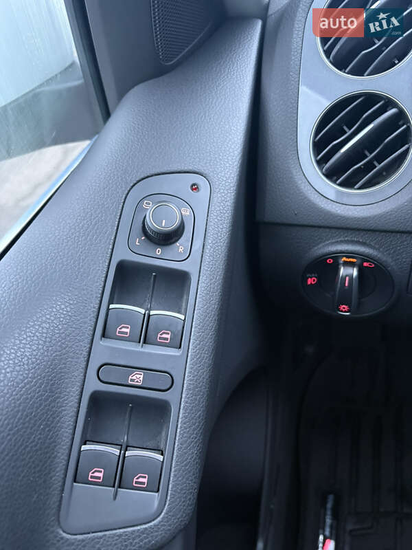 Внедорожник / Кроссовер Volkswagen Tiguan 2017 в Чернигове фото 21 Внедорожник / Кроссовер Volkswagen Tiguan 2017 в Чернигове