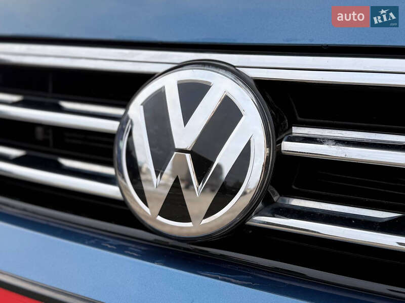 Внедорожник / Кроссовер Volkswagen Tiguan 2019 в Киеве