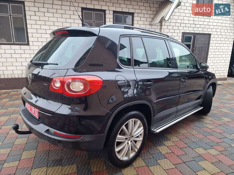 Внедорожник / Кроссовер Volkswagen Tiguan 2008 в Владимирце