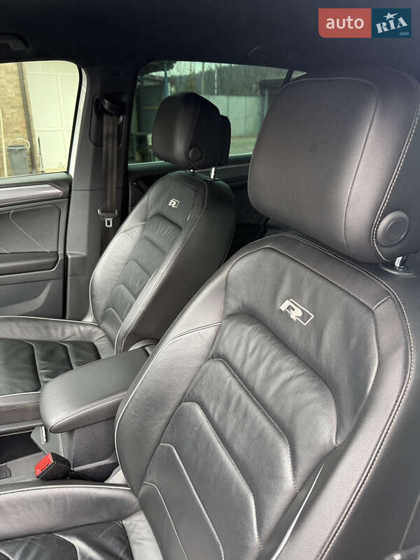 Внедорожник / Кроссовер Volkswagen Tiguan 2017 в Мукачево