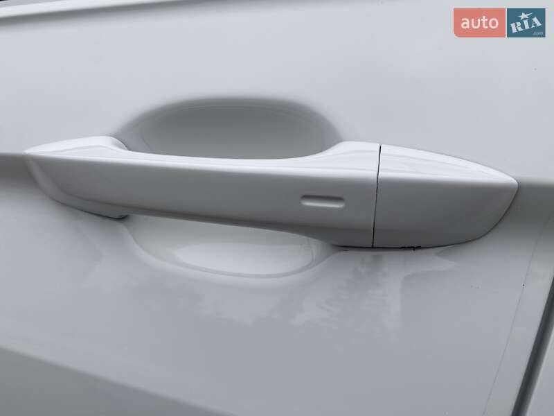 Внедорожник / Кроссовер Volkswagen Tiguan 2021 в Киеве фото 15 Внедорожник / Кроссовер Volkswagen Tiguan 2021 в Киеве