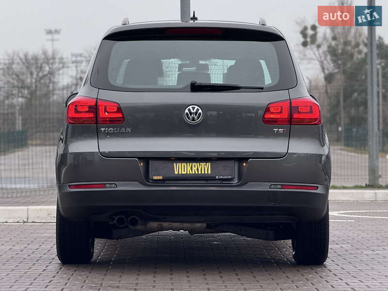 Внедорожник / Кроссовер Volkswagen Tiguan 2016 в Киеве