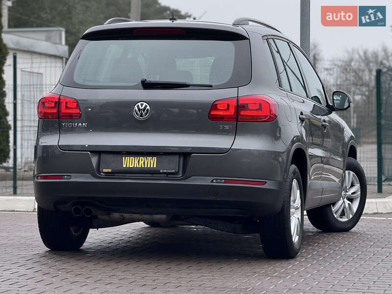Внедорожник / Кроссовер Volkswagen Tiguan 2016 в Киеве