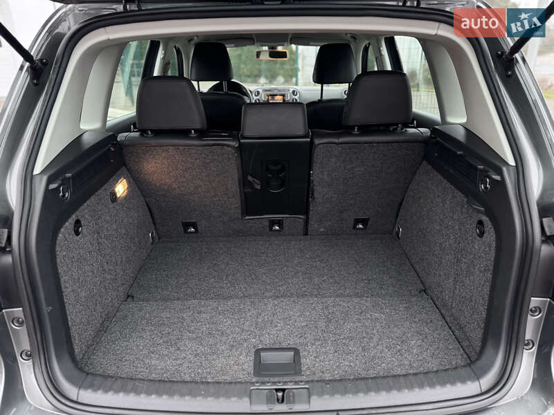 Внедорожник / Кроссовер Volkswagen Tiguan 2016 в Киеве