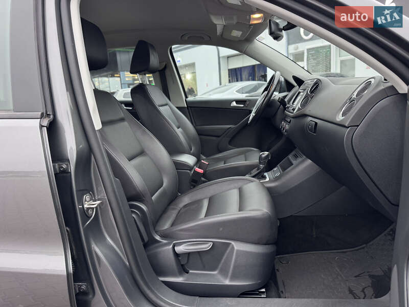 Внедорожник / Кроссовер Volkswagen Tiguan 2016 в Киеве