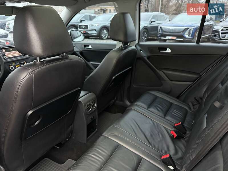 Внедорожник / Кроссовер Volkswagen Tiguan 2010 в Харькове фото 14 Внедорожник / Кроссовер Volkswagen Tiguan 2010 в Харькове