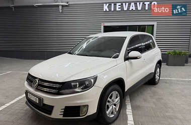 Внедорожник / Кроссовер Volkswagen Tiguan 2012 в Киеве