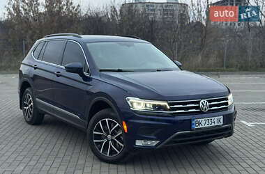 Внедорожник / Кроссовер Volkswagen Tiguan 2021 в Ровно