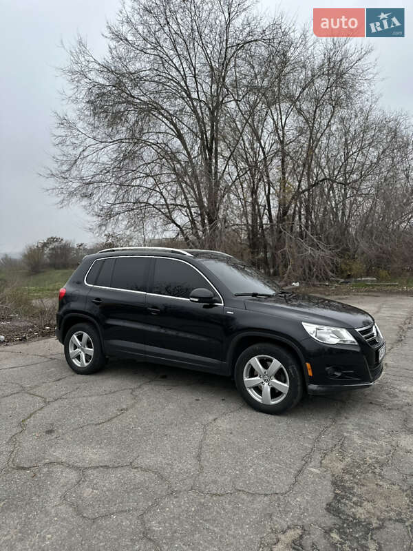 Внедорожник / Кроссовер Volkswagen Tiguan 2010 в Запорожье фото 3 Внедорожник / Кроссовер Volkswagen Tiguan 2010 в Запорожье