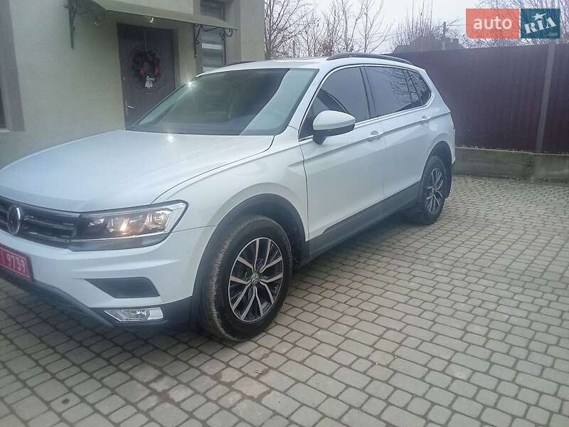 Внедорожник / Кроссовер Volkswagen Tiguan 2019 в Львове фото 5 Внедорожник / Кроссовер Volkswagen Tiguan 2019 в Львове