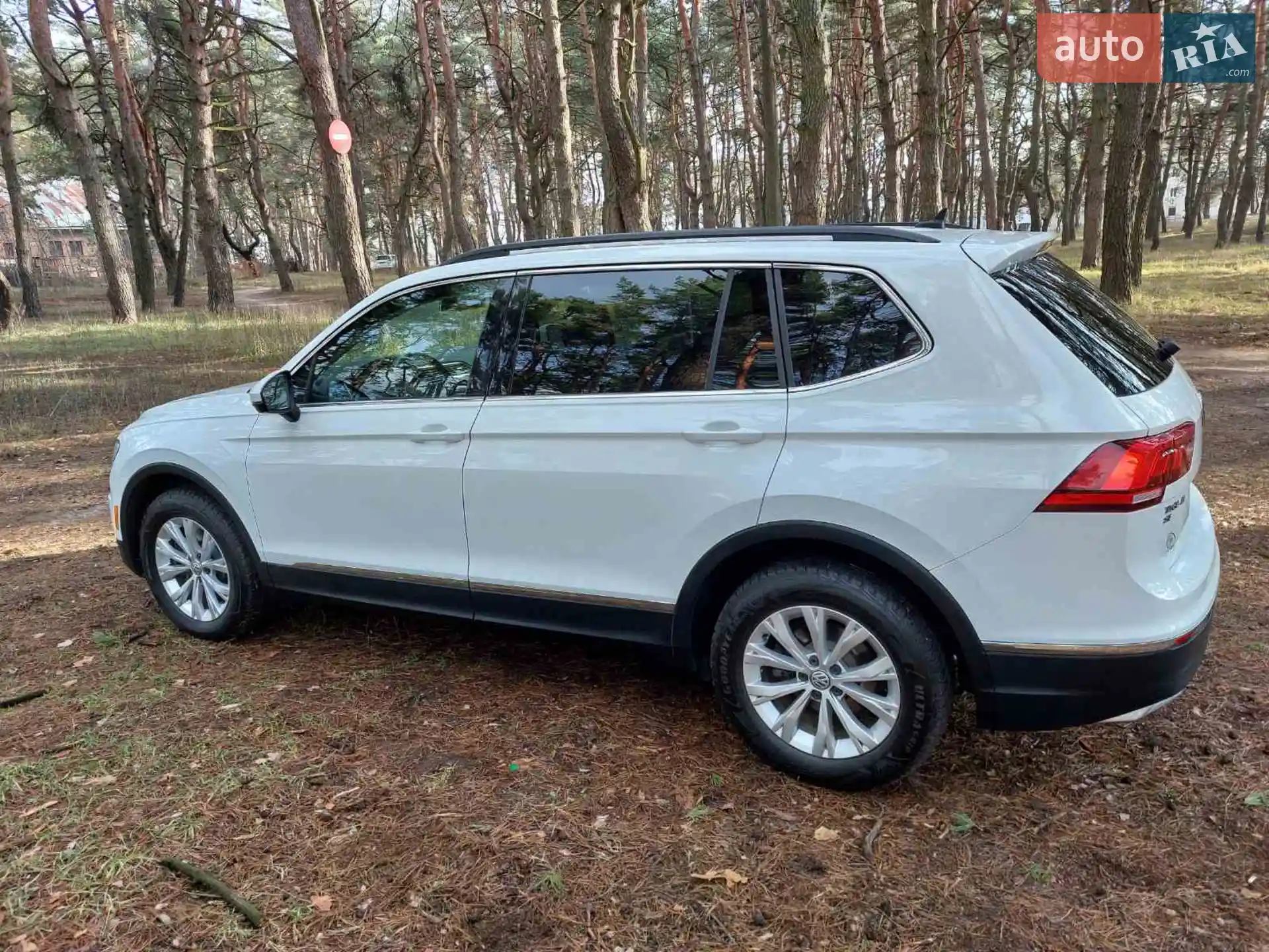 2018 Volkswagen Tiguan - мініатюра 5