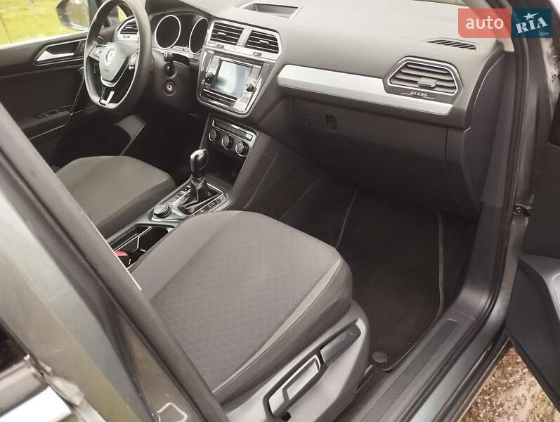 Внедорожник / Кроссовер Volkswagen Tiguan 2018 в Белой Церкви фото 12 Внедорожник / Кроссовер Volkswagen Tiguan 2018 в Белой Церкви