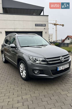 Внедорожник / Кроссовер Volkswagen Tiguan 2015 в Львове