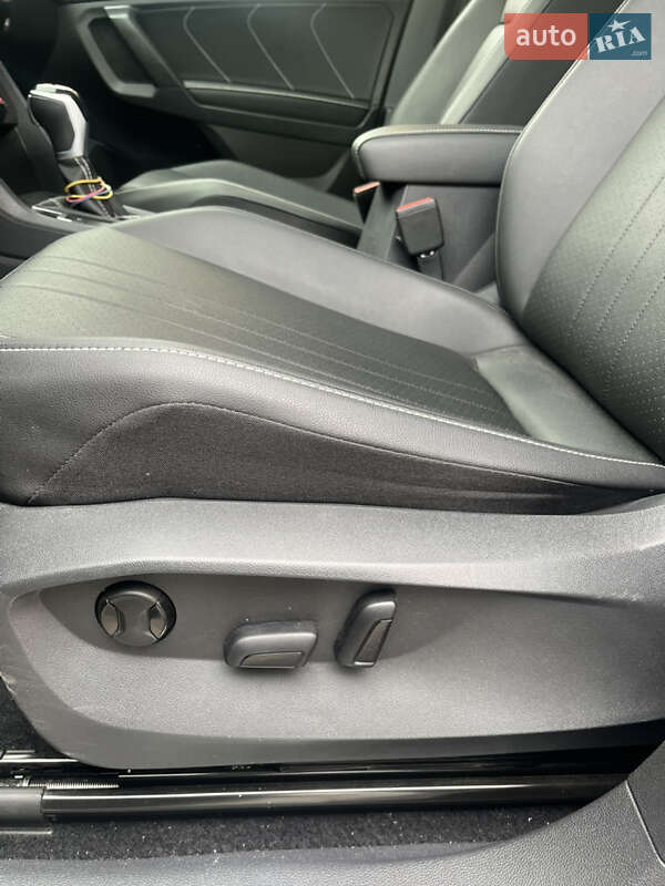 Внедорожник / Кроссовер Volkswagen Tiguan 2022 в Днепре