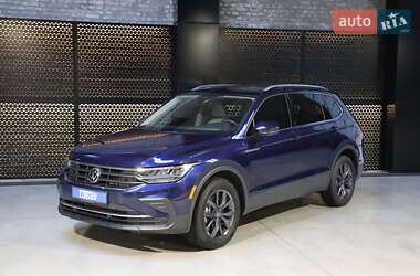 Внедорожник / Кроссовер Volkswagen Tiguan 2021 в Луцке
