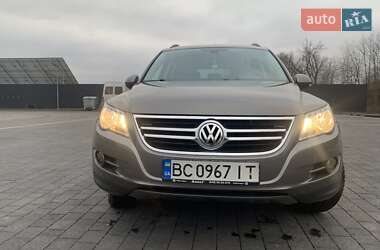 Внедорожник / Кроссовер Volkswagen Tiguan 2010 в Самборе