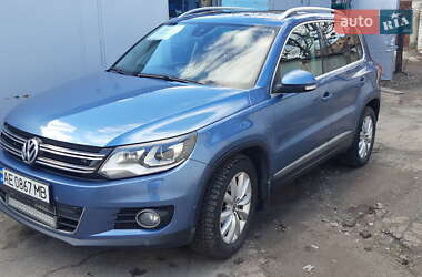 Внедорожник / Кроссовер Volkswagen Tiguan 2011 в Днепре