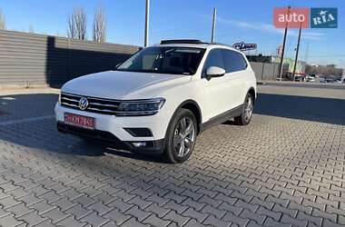 Позашляховик / Кросовер Volkswagen Tiguan 2020 в Києві