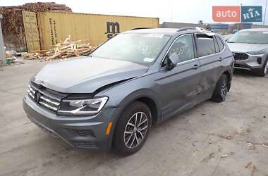 Внедорожник / Кроссовер Volkswagen Tiguan 2019 в Ровно