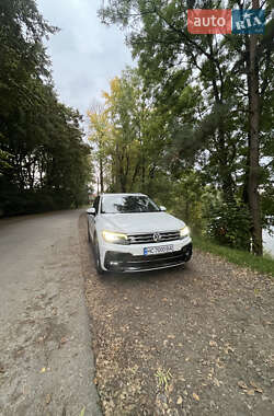 Внедорожник / Кроссовер Volkswagen Tiguan 2020 в Львове