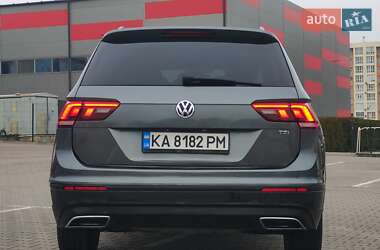 Позашляховик / Кросовер Volkswagen Tiguan 2017 в Києві