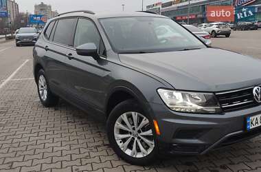 Позашляховик / Кросовер Volkswagen Tiguan 2017 в Києві