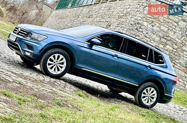 Внедорожник / Кроссовер Volkswagen Tiguan 2018 в Каменец-Подольском