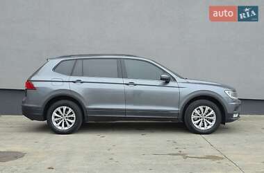 Внедорожник / Кроссовер Volkswagen Tiguan 2017 в Киеве