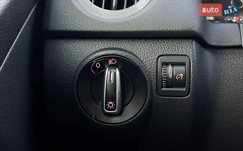 Внедорожник / Кроссовер Volkswagen Tiguan 2012 в Львове