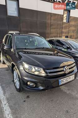 Внедорожник / Кроссовер Volkswagen Tiguan 2015 в Львове